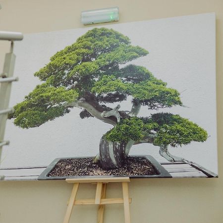 Hotel Bonsai Niemcza Exteriör bild